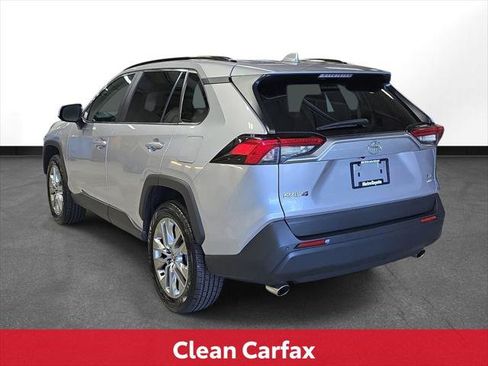 Certified 2022 Toyota RAV4 XLE Premium AWD/4WD image 9