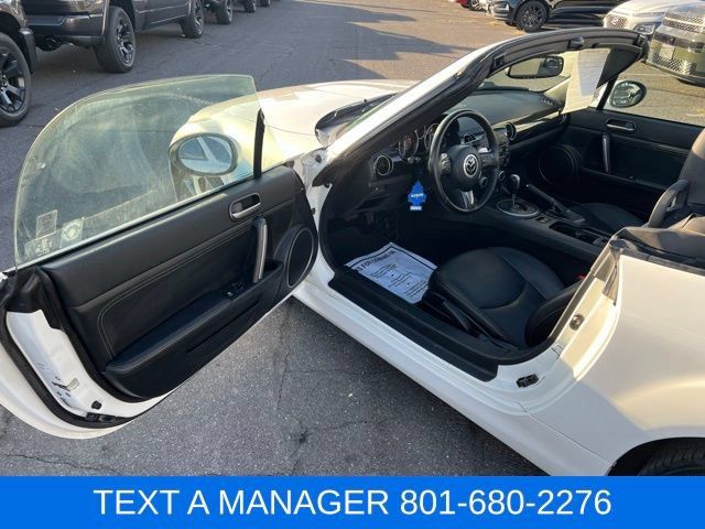 Used 2013 MAZDA MX-5 Miata Grand Touring RWD image 12