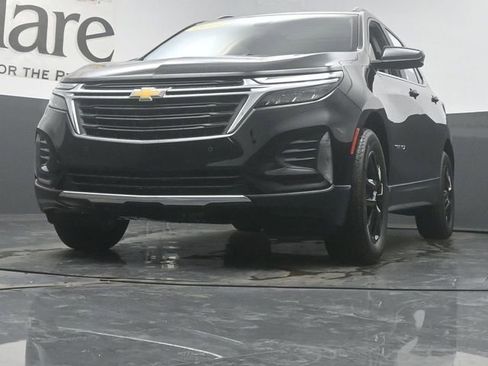 Used 2024 Chevrolet Equinox LT w/ LPO, Floor Liner Package FWD image 4