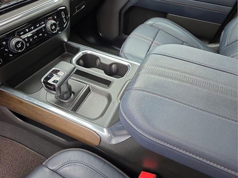 Used 2024 Chevrolet Silverado 1500 High Country AWD/4WD image 20