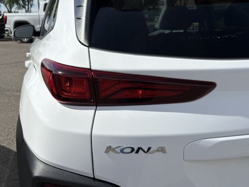 Used 2021 Hyundai Kona SEL Plus w/ Cargo Package FWD image 34