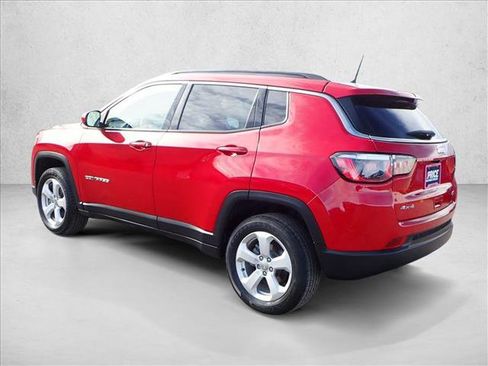 Used 2018 Jeep Compass Latitude w/ Cold Weather Group image 4