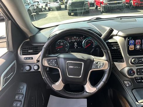 Used 2018 GMC Yukon Denali w/ Open Road Package AWD/4WD image 34