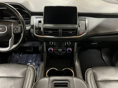 Used 2023 GMC Yukon XL SLT image 37
