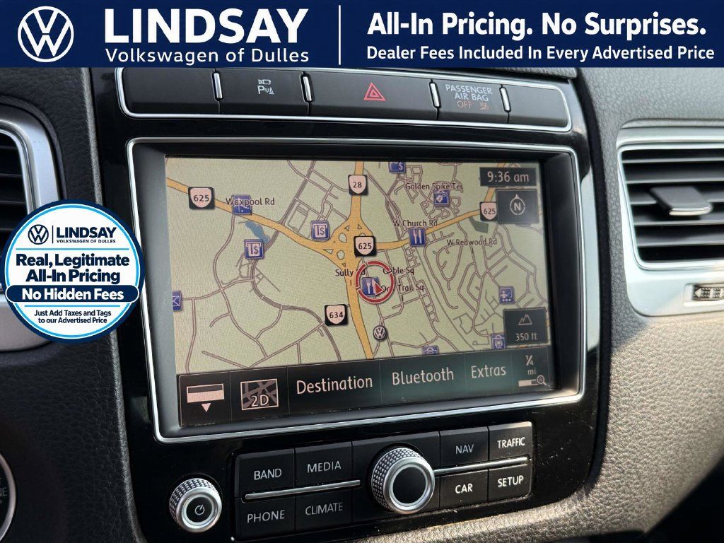 Used 2016 Volkswagen Touareg TDI AWD/4WD image 18