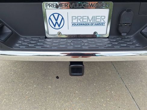 Used 2025 RAM 1500 Laramie AWD/4WD image 25