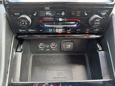 Certified 2024 Jeep Grand Cherokee L Laredo w/ Luxury Tech Group I image 25