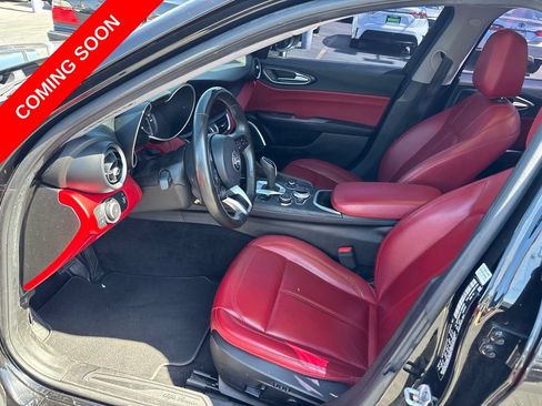 Used 2020 Alfa Romeo Giulia w/ Nero Edizione RWD image 16