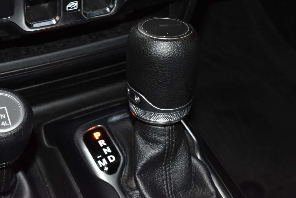 Used 2022 Jeep Gladiator Sport AWD/4WD image 16