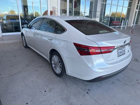 Used 2013 Toyota Avalon XLE Touring image 14