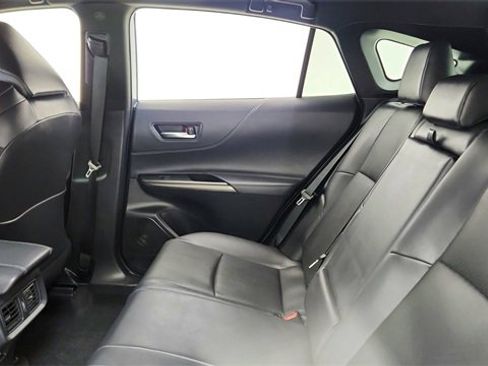 Used 2023 Toyota Venza Limited image 29