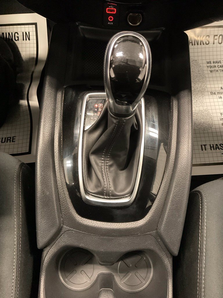 Used 2017 Nissan Rogue SV FWD image 27