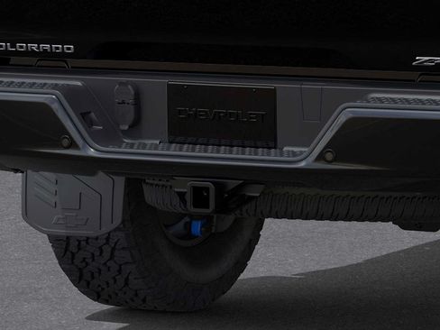 New 2026 Chevrolet Colorado ZR2 w/ Technology Package AWD/4WD image 14