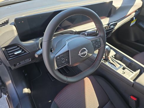 New 2026 Nissan Sentra SR image 6