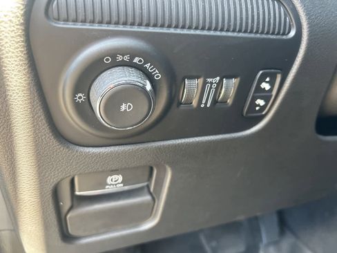 Used 2022 Jeep Wagoneer Series II image 53