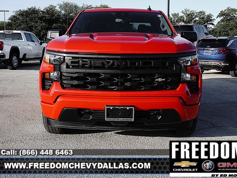 Used 2026 Chevrolet Silverado 1500 Custom RWD image 2