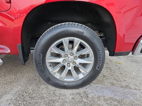 Used 2019 Chevrolet Silverado 1500 LTZ w/ LTZ Premium Package image 34