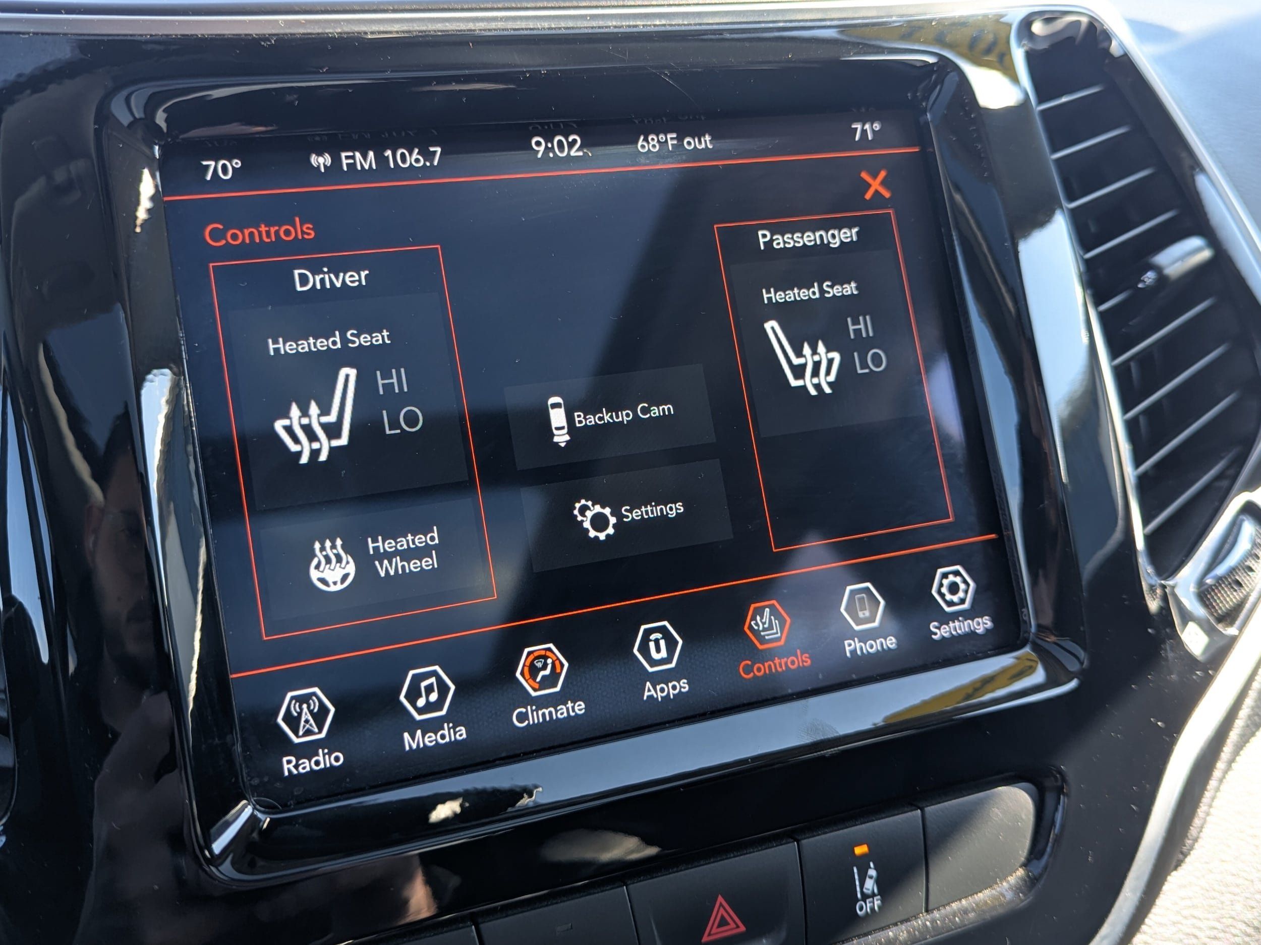 Used 2021 Jeep Cherokee Limited AWD/4WD image 19