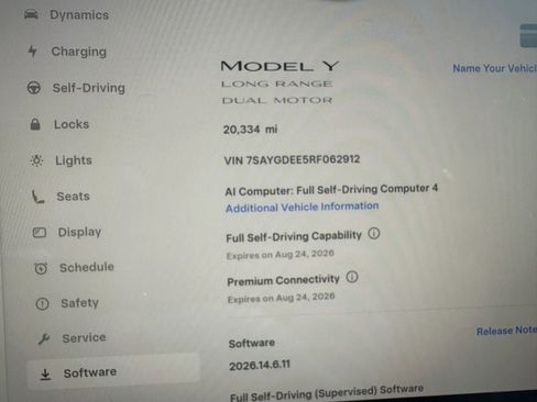 Used 2024 Tesla Model Y Long Range AWD/4WD image 16