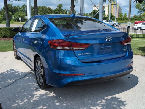 Used 2017 Hyundai Elantra Limited FWD image 8