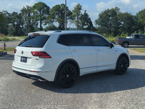 Used 2021 Volkswagen Tiguan SEL Premium R-Line AWD/4WD image 7