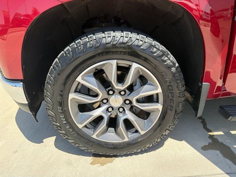 Used 2020 Chevrolet Silverado 1500 LT w/ Texas Edition AWD/4WD image 13
