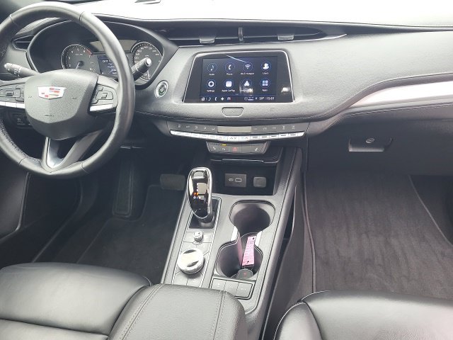 Used 2021 Cadillac XT4 Premium Luxury AWD/4WD image 10