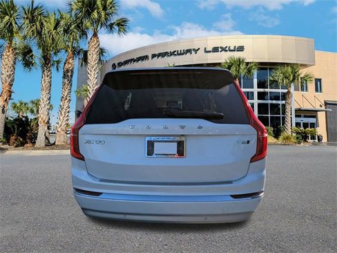 Used 2022 Volvo XC90 T6 Inscription w/ Advanced Package image 6