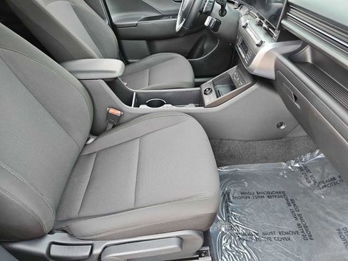 Certified 2024 Hyundai Kona SEL w/ Convenience Package image 22