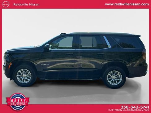 Used 2025 Chevrolet Tahoe LT AWD/4WD image 3