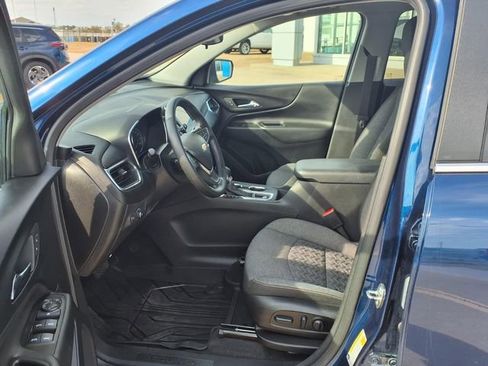 Used 2023 Chevrolet Equinox LT image 21