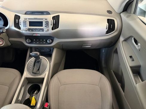 Used 2011 Kia Sportage LX w/ Convenience Pkg AWD/4WD image 18