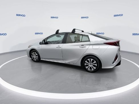 Used 2020 Toyota Prius Prime LE image 6
