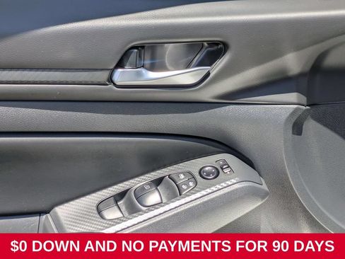 Used 2025 Nissan Altima 2.5 SV AWD/4WD image 13