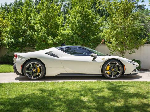 Used 2023 Ferrari SF90 Stradale AWD/4WD image 42
