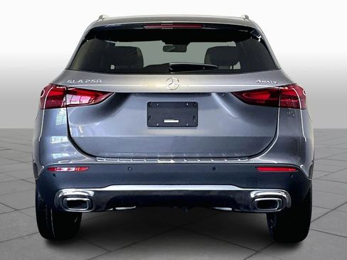 Certified 2026 Mercedes-Benz GLA 250 4MATIC image 5