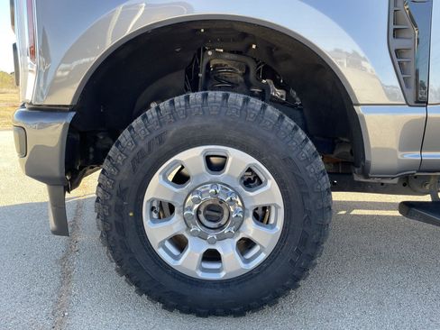 Used 2024 Ford F250 XL w/ STX Appearance Package image 33