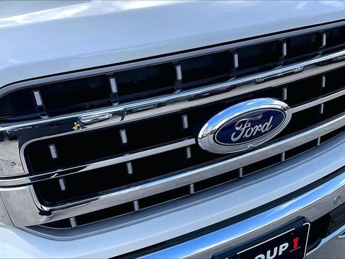 Used 2021 Ford F150 Lariat w/ Equipment Group 502A High image 30