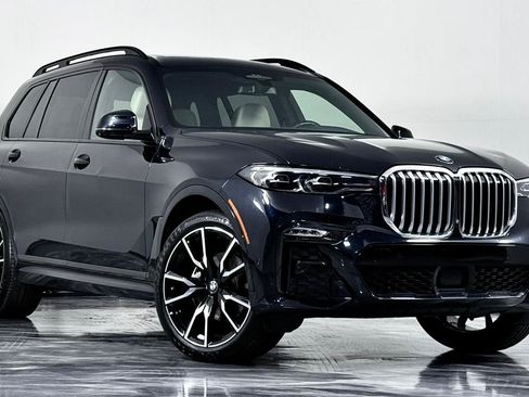 Used 2019 BMW X7 xDrive40i w/ Premium Package AWD/4WD image 2
