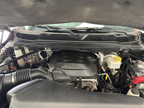 Used 2019 RAM 2500 Laramie image 40