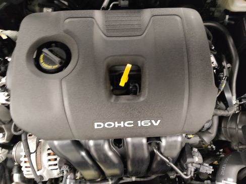 Used 2017 Hyundai Elantra SE w/ SE A/T Tech Package 03 image 30