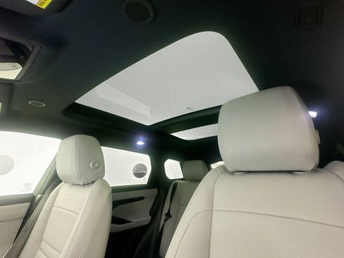 New 2026 Land Rover Range Rover Evoque S image 21