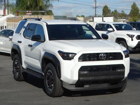 New 2026 Toyota 4Runner TRD Off-Road image 2