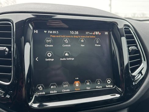 Used 2018 Jeep Compass Limited w/ Navigation Group image 38