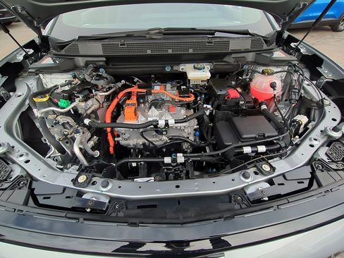 New 2026 Chevrolet Equinox EV LT w/ LPO, All-Weather Mat Package image 28