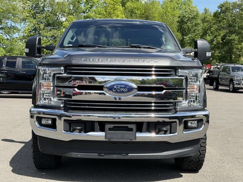 Used 2017 Ford F250 Lariat w/ Lariat Ultimate Package AWD/4WD image 3