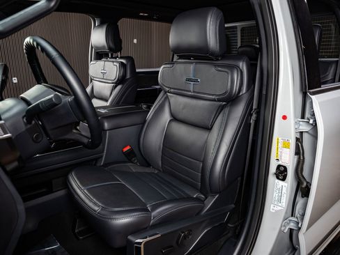 Used 2026 Ford F250 Platinum image 31