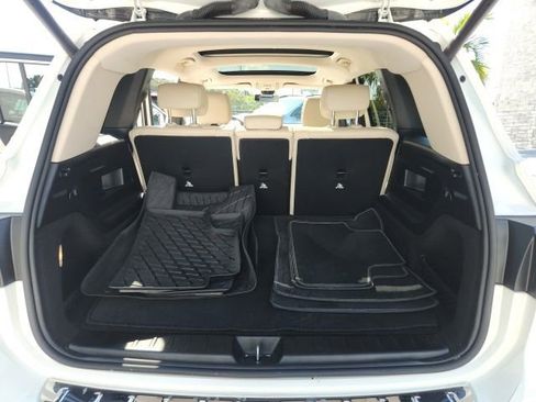 Used 2022 Mercedes-Benz GLB 250 4MATIC image 20