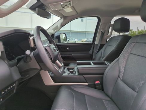 Used 2024 Toyota Tundra Limited image 15