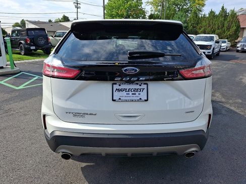 Certified 2023 Ford Edge Titanium AWD/4WD image 6